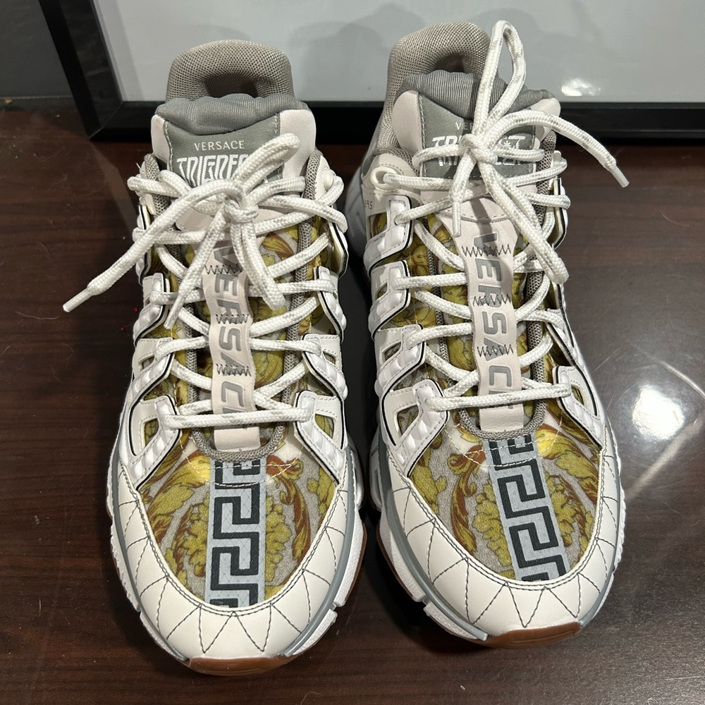 Versace White and Gold Trigreca Barocco Print Low Top Sneakers